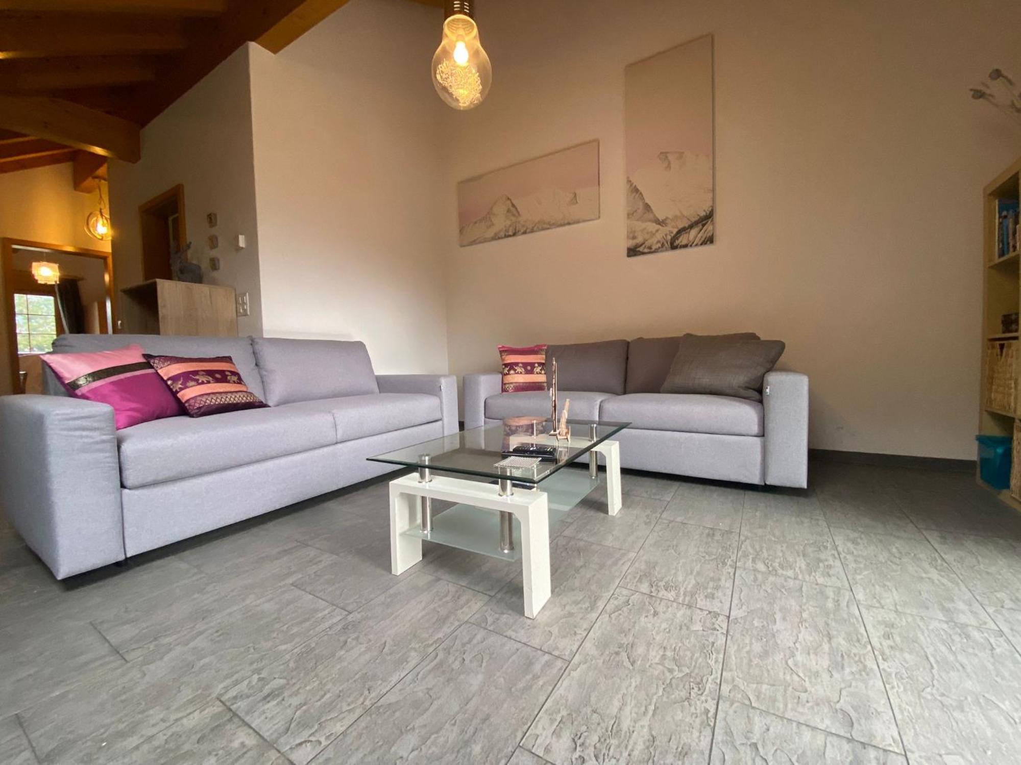 Charming Penthouse Apartment เลาเทอร์บรุนเนน ภายนอก รูปภาพ
