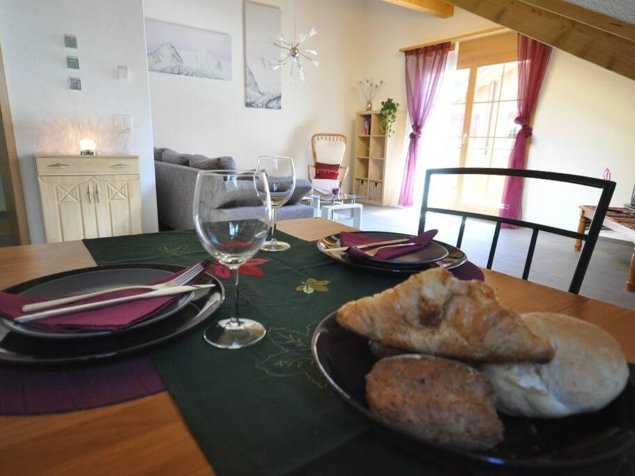 Charming Penthouse Apartment เลาเทอร์บรุนเนน ภายนอก รูปภาพ