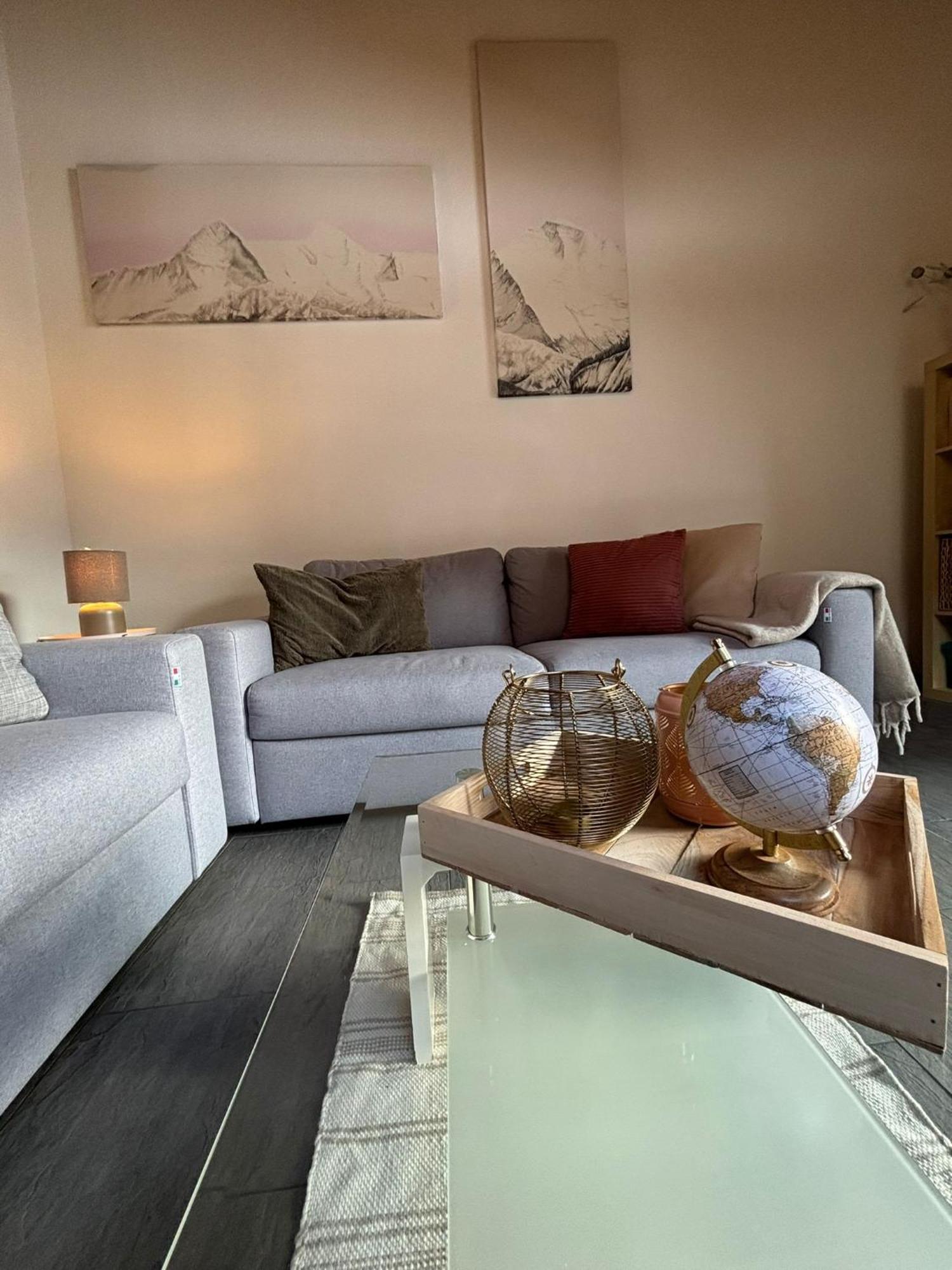 Charming Penthouse Apartment เลาเทอร์บรุนเนน ภายนอก รูปภาพ